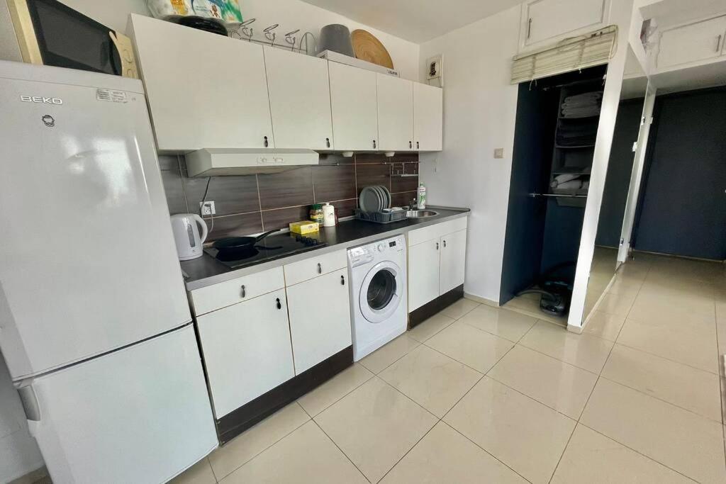 Sawa Apartment 2Xmetro Wifi 500 Mbs 50'Tv Netflix Hbo Appletv+ Varsovia Exterior foto